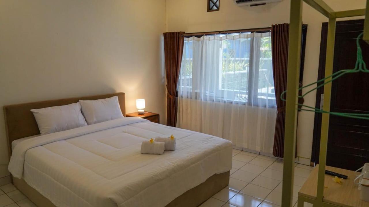 Hotel Pondok Putri Batukaras ภายนอก รูปภาพ